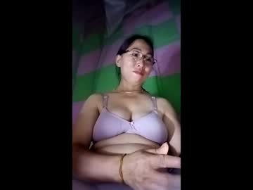 Mickye00 Chaturbate stream image from May 18, 2026