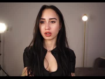 One_Step_Closer Chaturbate stream image from May 18, 2026