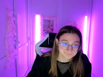 Queen_Amelie stream image from May 18, 2026