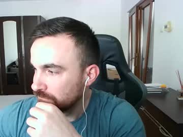 Mu5clemania Chaturbate stream image from May 18, 2026