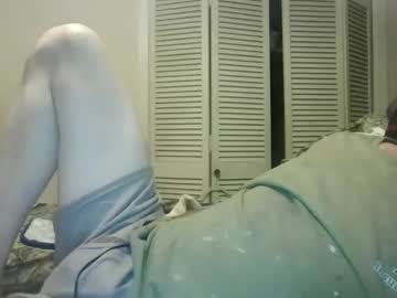 Easye4015 Chaturbate stream image from May 18, 2026