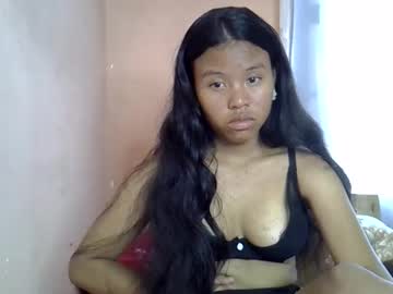 Emiehottie Chaturbate stream image from May 18, 2026