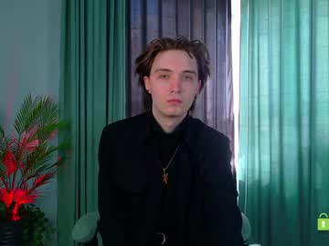 Low_Key_Heat Chaturbate stream image from May 18, 2026