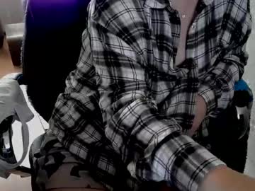 1your_Hot_Girls Chaturbate stream image from May 18, 2026