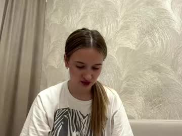 Alethaschorzman Chaturbate stream image from May 18, 2026