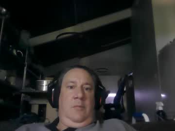 Boredold235 Chaturbate stream image from May 18, 2026