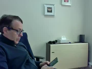 Katoamad Chaturbate stream image from May 18, 2026