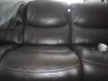 Camguy2425 Chaturbate stream image from May 18, 2026