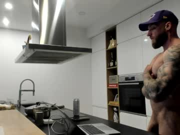 Mealphamale Chaturbate stream image from May 18, 2026