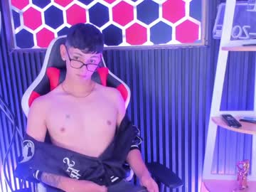 Dylan_Kiu Chaturbate stream image from May 18, 2026