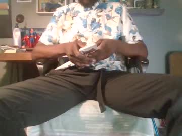 Ressespieces25 Chaturbate stream image from May 18, 2026