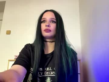 Earleneohanley Chaturbate stream image from May 18, 2026