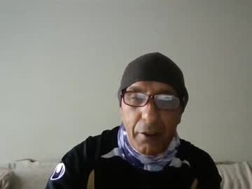 Moment71200 Chaturbate stream image from May 18, 2026
