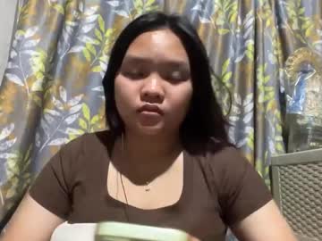 Nannettecousey Chaturbate stream image from May 18, 2026