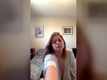 Sluttybaby02 Chaturbate stream image from May 18, 2026