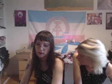 Absintiliak Chaturbate stream image from May 18, 2026