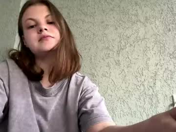 Jeannejenkins Chaturbate stream image from May 18, 2026