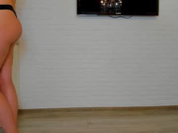 Sashaalexanrova Chaturbate stream image from May 18, 2026
