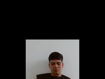 Andrew_Mahecha Chaturbate stream image from May 18, 2026