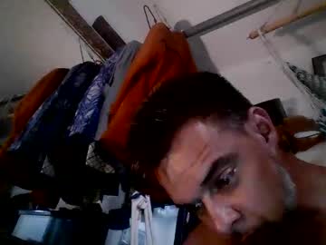 Rollthemtits Chaturbate stream image from May 18, 2026