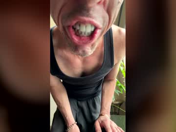 Skeettlez Chaturbate stream image from May 18, 2026