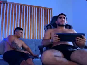 Juliantyxxx Chaturbate stream image from May 18, 2026