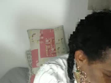Roushlove Chaturbate stream image from May 18, 2026