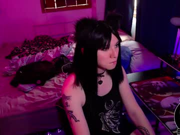 Hellfire_Girl Chaturbate stream image from May 18, 2026