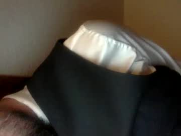 Silktie Chaturbate stream image from May 18, 2026