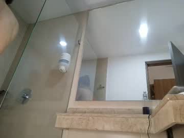 Klariiz09 Chaturbate stream image from May 19, 2026