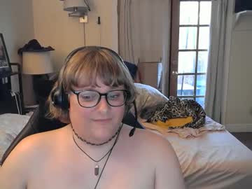 Moodeng4life Chaturbate stream image from May 19, 2026