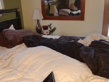 Phoebemeadows Chaturbate stream image from May 19, 2026