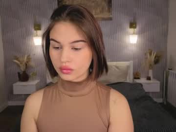 Annie_Kitss Chaturbate stream image from May 19, 2026