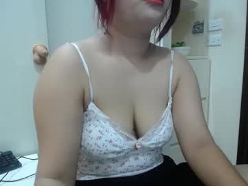 Bearsuri Chaturbate stream image from May 19, 2026