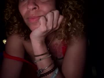 Desirelillypuff Chaturbate stream image from May 19, 2026