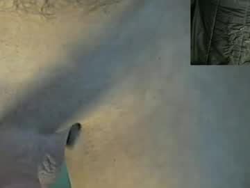 Wetjuicycock702 Chaturbate stream image from May 19, 2026