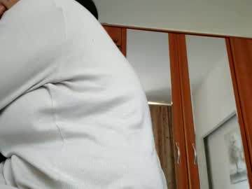 Serenity_Blue Chaturbate stream image from May 19, 2026