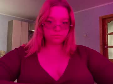 Dawn_Wilson Chaturbate stream image from May 19, 2026