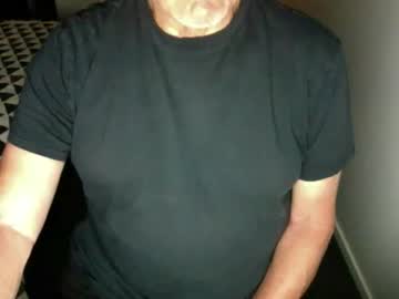 Enzed2 Chaturbate stream image from May 19, 2026