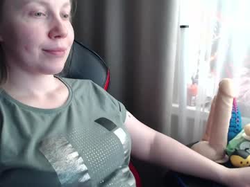 Molly_Royse Chaturbate stream image from May 19, 2026