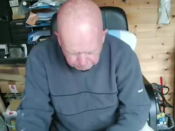 Slutboybot Chaturbate stream image from May 19, 2026
