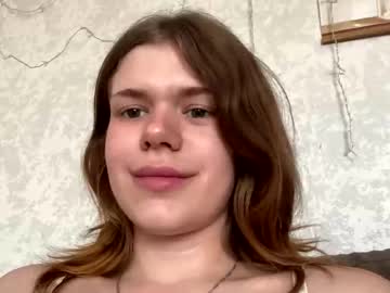 Glossy_Girl_1 Chaturbate stream image from May 19, 2026