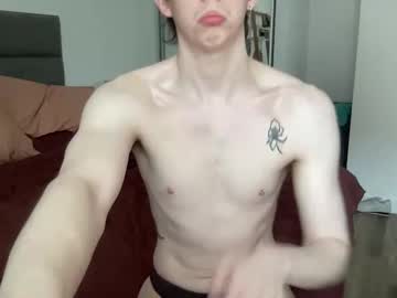 Mancbateboy Chaturbate stream image from May 19, 2026