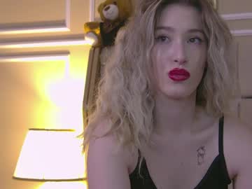 Serena_Bennet Chaturbate stream image from May 19, 2026
