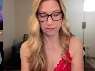 Wynfreya Chaturbate stream image from May 19, 2026