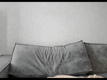 Tixxxy Chaturbate stream image from May 19, 2026