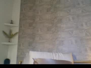 Cali_Rain Chaturbate stream image from May 19, 2026
