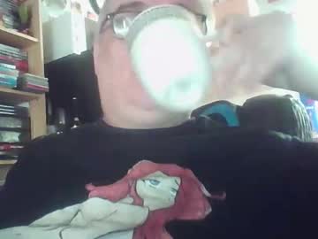 Chatubatelee555 Chaturbate stream image from May 19, 2026