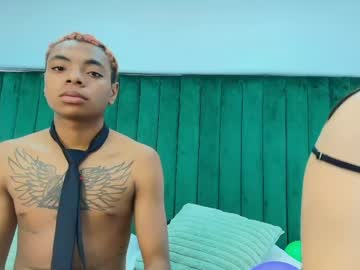 Cossmo_Wannda Chaturbate stream image from May 19, 2026