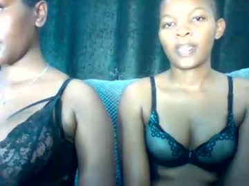 Jannyshiko75 Chaturbate stream image from May 19, 2026